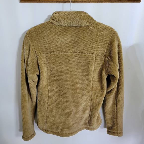 Women’s Patagonia Camel Tan Fleece Pull Over Quarter Neck Button Sweater, Size S - Picture 3 of 7